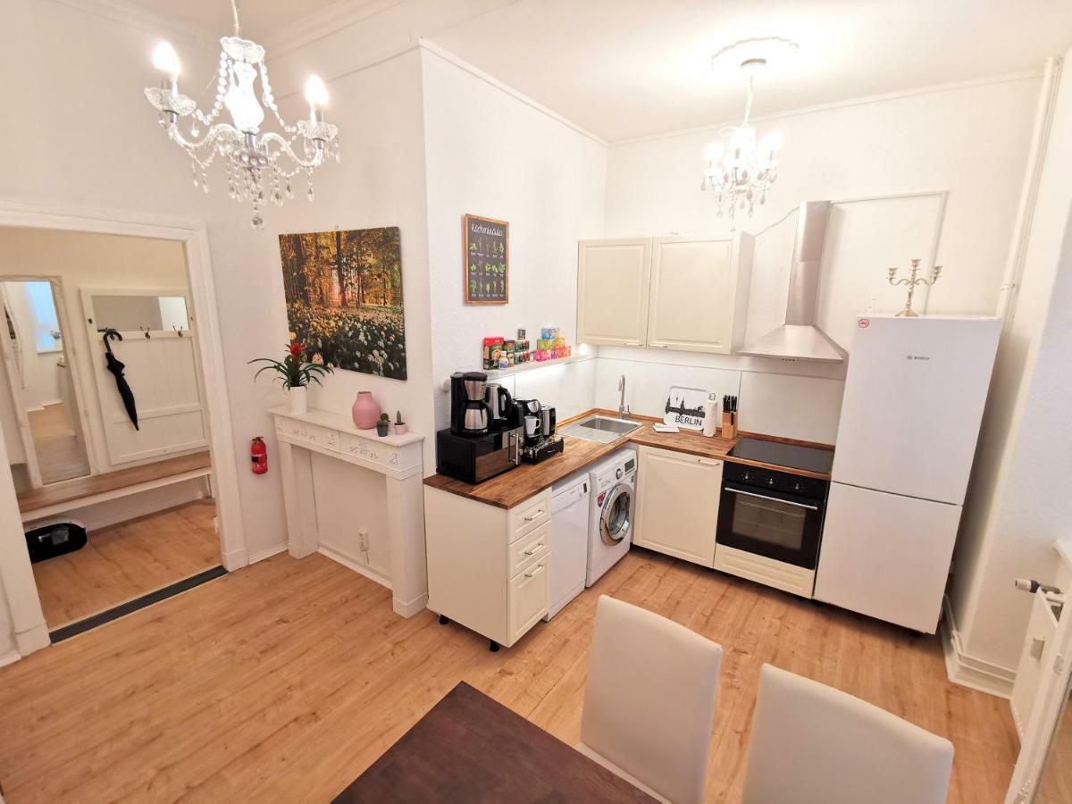 Kvh By Rockchair Apartments L Superhost Status L Boxspringbett Am Schloss Charlottenburg Welcomes You! Berlin Exterior foto